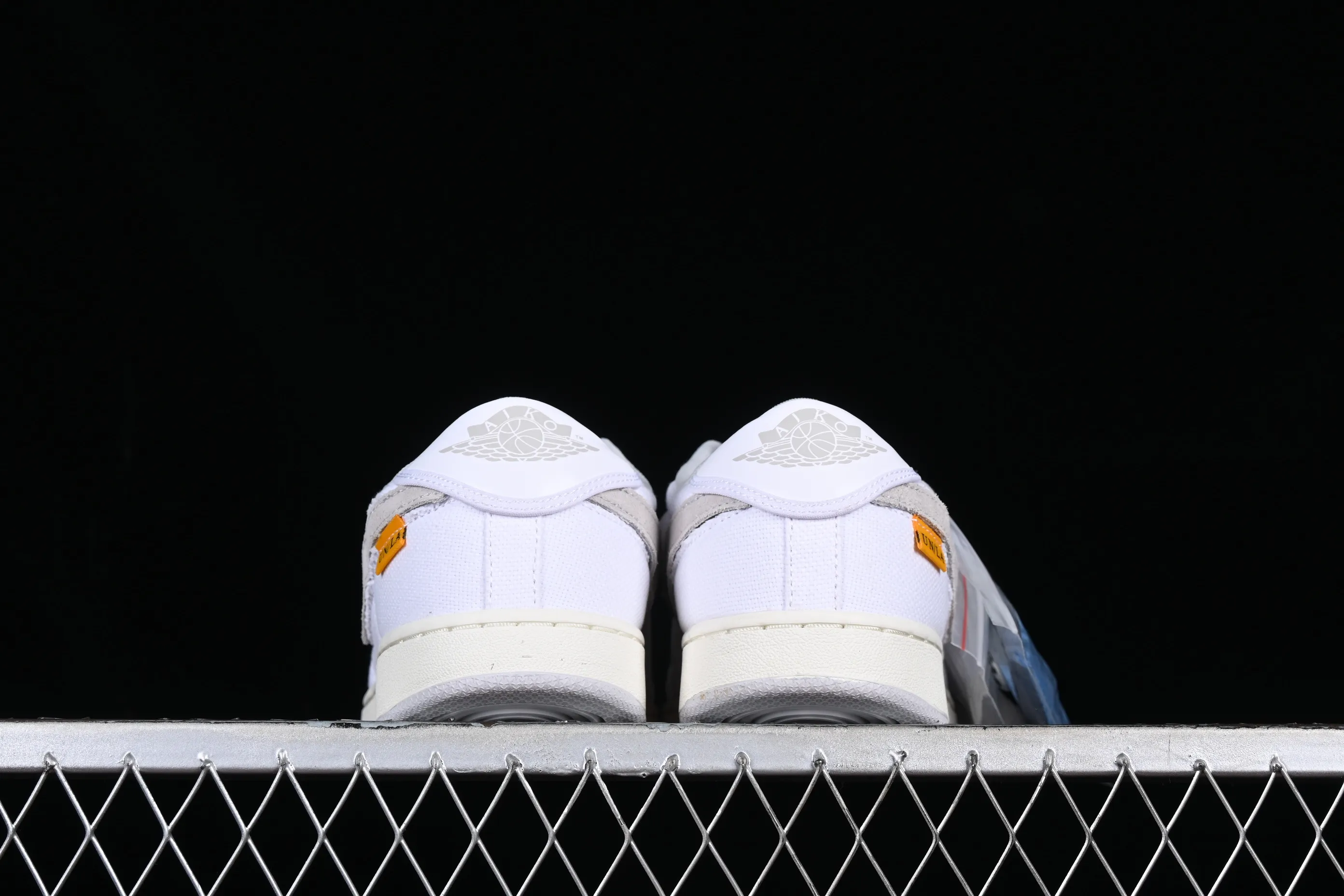 All categories Air Jordan Jordan series basketball shoes Air Jordan 1 Low Y version Uion LA x Air Jordan AJ1 KO Low joint white and gray low-top retro basketball shoes DO8912-101